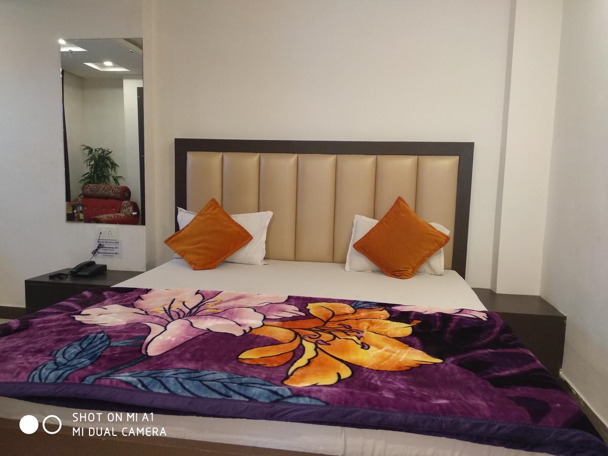 Hotel Rajkamal Deoghar Eksteriør bilde